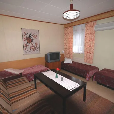 Jaemsaen Gasthaus 2*